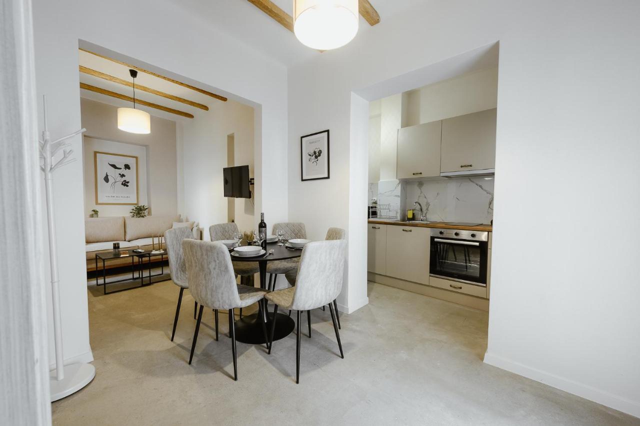 Lb Luxury Apartments Volos Eksteriør bilde