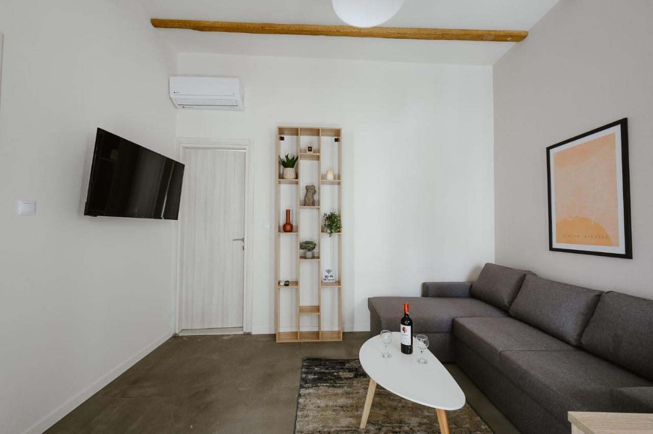 Lb Luxury Apartments Volos Eksteriør bilde